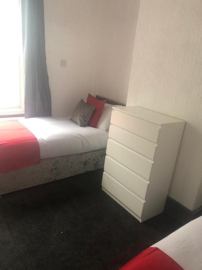 Kirubash Central Pier Hotel Blackpool Ngoại thất bức ảnh