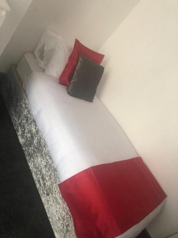Kirubash Central Pier Hotel Blackpool Ngoại thất bức ảnh